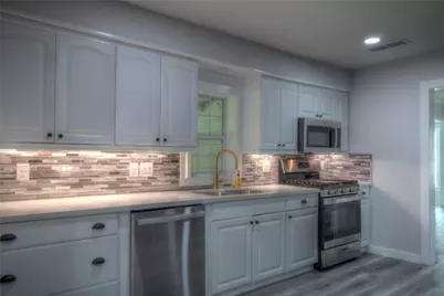 415 Perkins Avenue, League City, TX 77573 - Photo 15