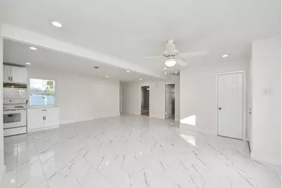 2926 Knotty Oaks Trl Trail, Houston, TX 77045 - Photo 5