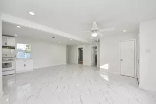 2926 Knotty Oaks Trl Trail, Houston, TX 77045 - Photo 5