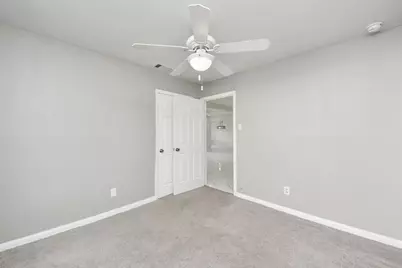 2926 Knotty Oaks Trl Trail, Houston, TX 77045 - Photo 19