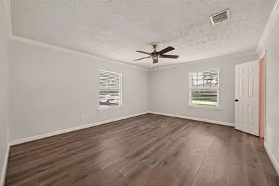 4718 Blanton Boulevard, Houston, TX 77092 - Photo 21