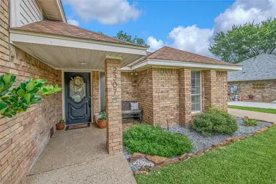 2307 W Briargate Drive, Bryan, TX 77802 - Photo 27
