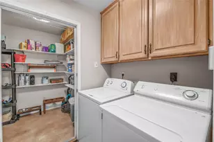 2307 W Briargate Dr, Bryan, TX 77802 - Photo 21