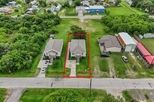 335 6th St, San Leon, TX 77539 - Photo 5