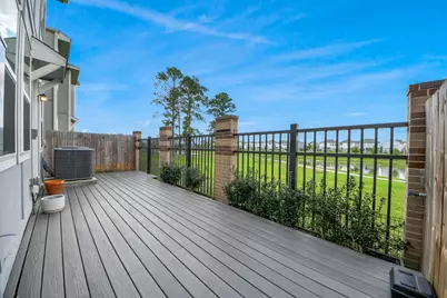 9830 Magnolia Village Lane, Houston, TX 77080 - Photo 23