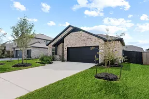 5120 Magnolia Spgs Dr, Pearland, TX 77584 - Photo 3