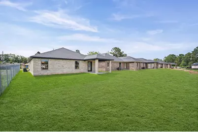 13110 Lake Conroe Bay Road, Willis, TX 77318 - Photo 35