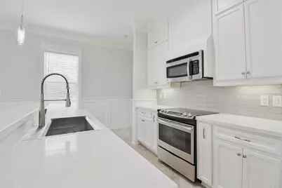 2802 Morrison Street #109, Houston, TX 77009 - Photo 7
