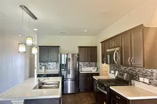 14421 Sugar Pines Dr, Conroe, TX 77302 - Photo 11