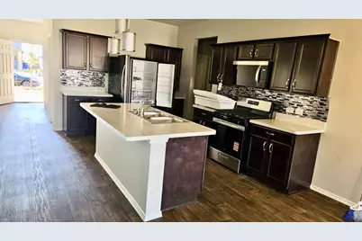 14421 Sugar Pines Drive, Conroe, TX 77302 - Photo 7