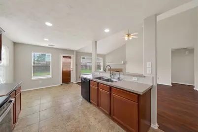 6307 Lost Fall Court, Katy, TX 77449 - Photo 15