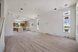 310 Fowler St, Houston, TX 77007 - Photo 11