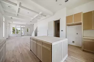 310 Fowler St, Houston, TX 77007 - Photo 5