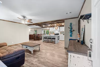 577 S Winding River Road, Oakhurst, TX 77364 - Photo 3