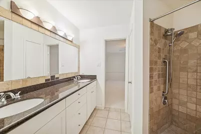 12 Lakeridge Drive, The Woodlands, TX 77381 - Photo 11
