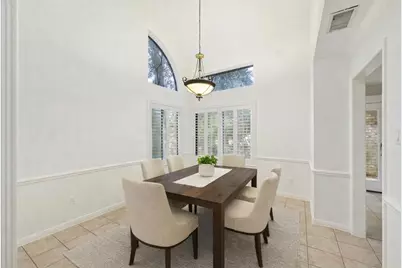 12 Lakeridge Drive, The Woodlands, TX 77381 - Photo 5