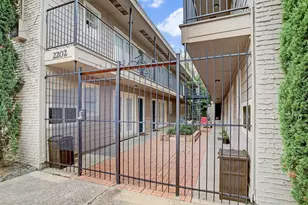 2202 Park St, Houston, TX 77019 - Photo 1