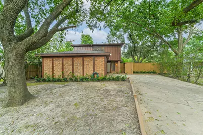 3111 Rockyridge Drive, Houston, TX 77063 - Photo 33