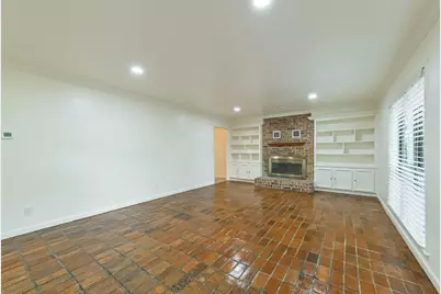 3111 Rockyridge Drive, Houston, TX 77063 - Photo 7