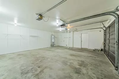 3111 Rockyridge Drive, Houston, TX 77063 - Photo 31