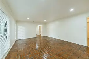 3111 Rockyridge Dr, Houston, TX 77063 - Photo 7