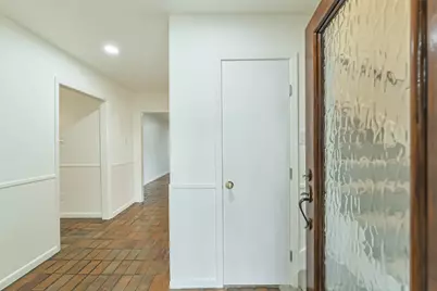 3111 Rockyridge Drive, Houston, TX 77063 - Photo 5