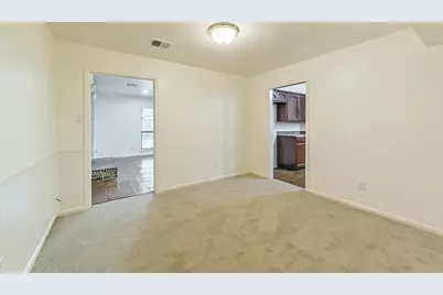 3111 Rockyridge Drive, Houston, TX 77063 - Photo 11