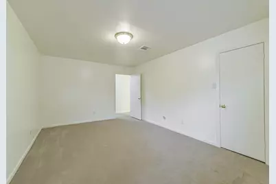 3111 Rockyridge Drive, Houston, TX 77063 - Photo 21