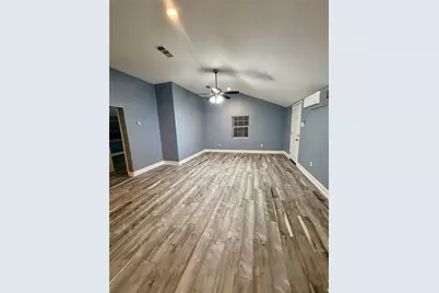 2322 Central Street #4, Dickinson, TX 77539 - Photo 9