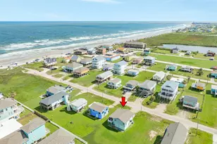 222 Driftwood Ct, Surfside Beach, TX 77541 - Photo 3
