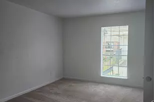 9201 Clarewood Dr, Houston, TX 77036 - Photo 15