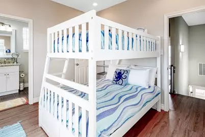 11221 Schwartz Drive, Galveston, TX 77554 - Photo 11