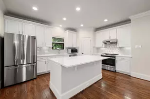 1353 Studer St, Houston, TX 77007 - Photo 3