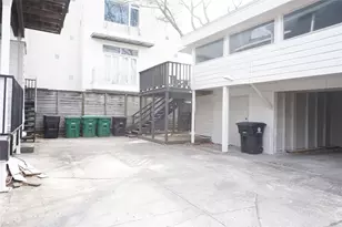 1906 Ridgewood St, Houston, TX 77006 - Photo 3