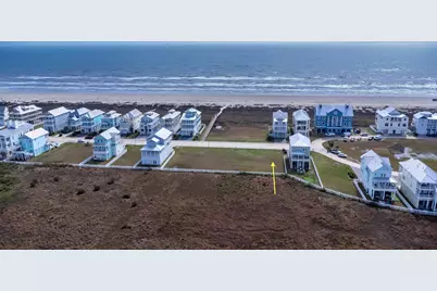26 Grand Beach Boulevard, Galveston, TX 77550 - Photo 3