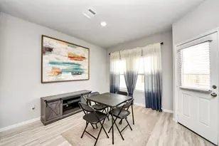 13323 Colina Mdws Ln, Houston, TX 77048 - Photo 9