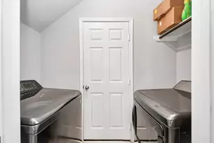 13323 Colina Mdws Ln, Houston, TX 77048 - Photo 17