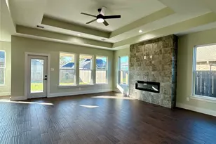 443 Wellshire Dr, West Columbia, TX 77486 - Photo 5