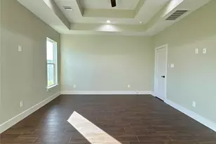 443 Wellshire Dr, West Columbia, TX 77486 - Photo 13