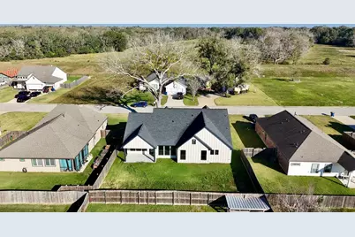 443 Wellshire Drive, West Columbia, TX 77486 - Photo 27