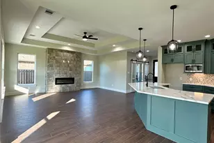443 Wellshire Dr, West Columbia, TX 77486 - Photo 13