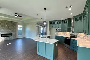 443 Wellshire Dr, West Columbia, TX 77486 - Photo 7