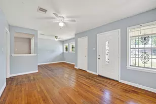 5934 Belmark St, Houston, TX 77033 - Photo 7
