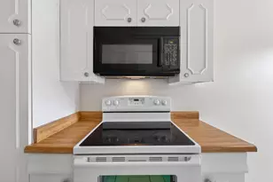 7600 Burgoyne Rd, Houston, TX 77063 - Photo 11