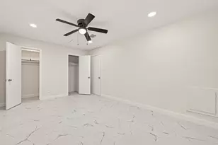 9102 N Allegro St, Houston, TX 77080 - Photo 33