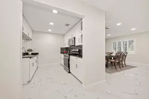 9102 N Allegro St, Houston, TX 77080 - Photo 13