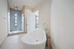 1730 Wentworth St, Houston, TX 77004 - Photo 15