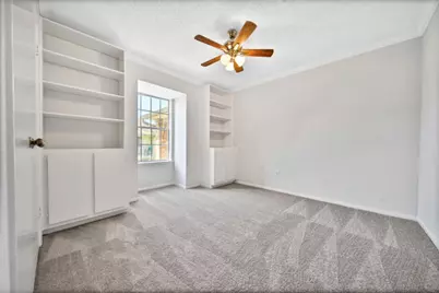 7846 Kendalia Drive, Houston, TX 77036 - Photo 17