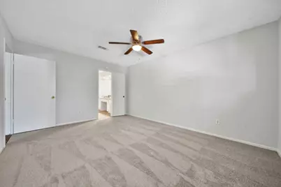 7846 Kendalia Drive, Houston, TX 77036 - Photo 13