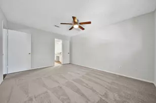 7846 Kendalia Dr, Houston, TX 77036 - Photo 13